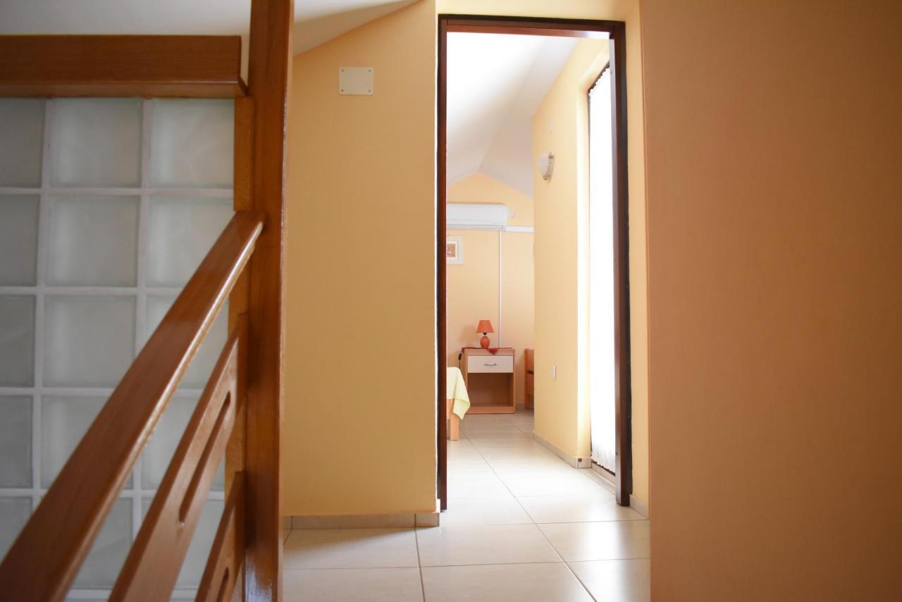 Apartments Pine Diver Pinezići Dış mekan fotoğraf