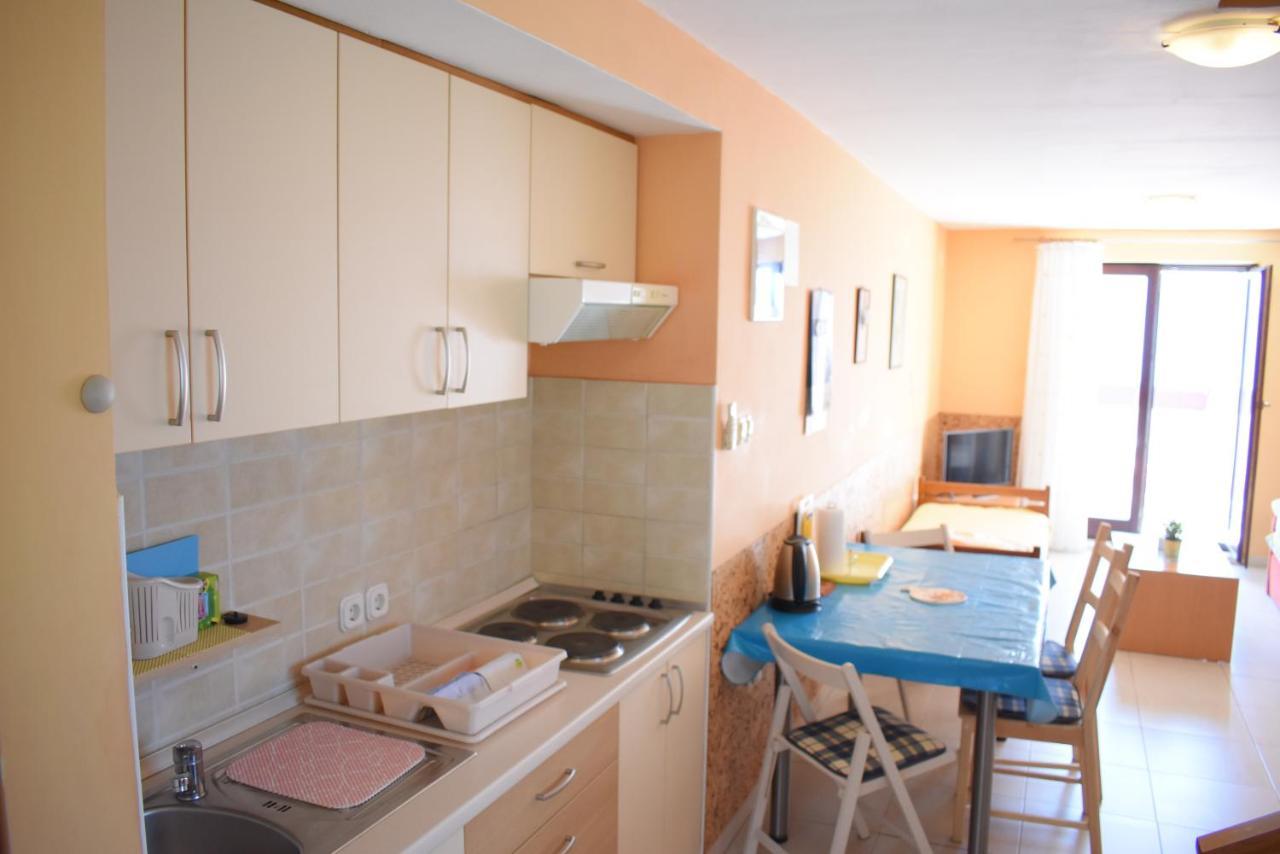 Apartments Pine Diver Pinezići Dış mekan fotoğraf