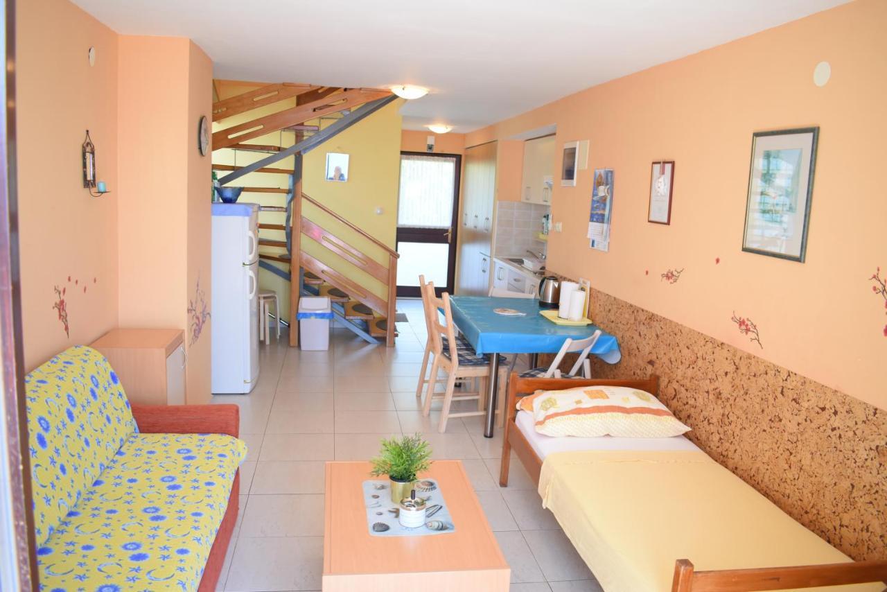 Apartments Pine Diver Pinezići Dış mekan fotoğraf